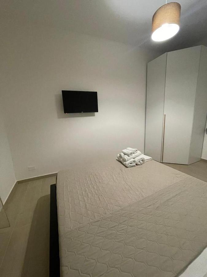 Guest House 513 レッジョ・ディ・カラブリア エクステリア 写真